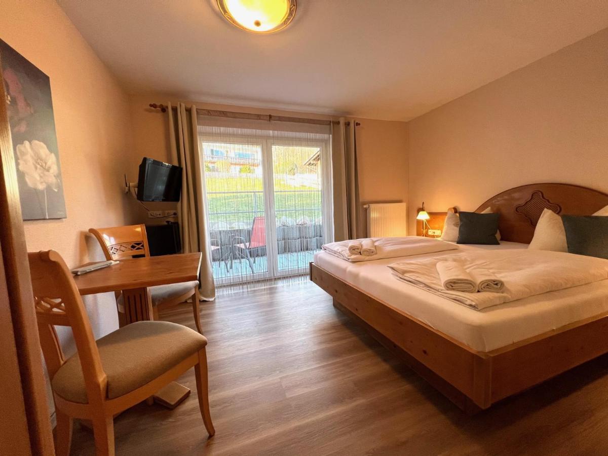 Fischer Am Hotel 3*
